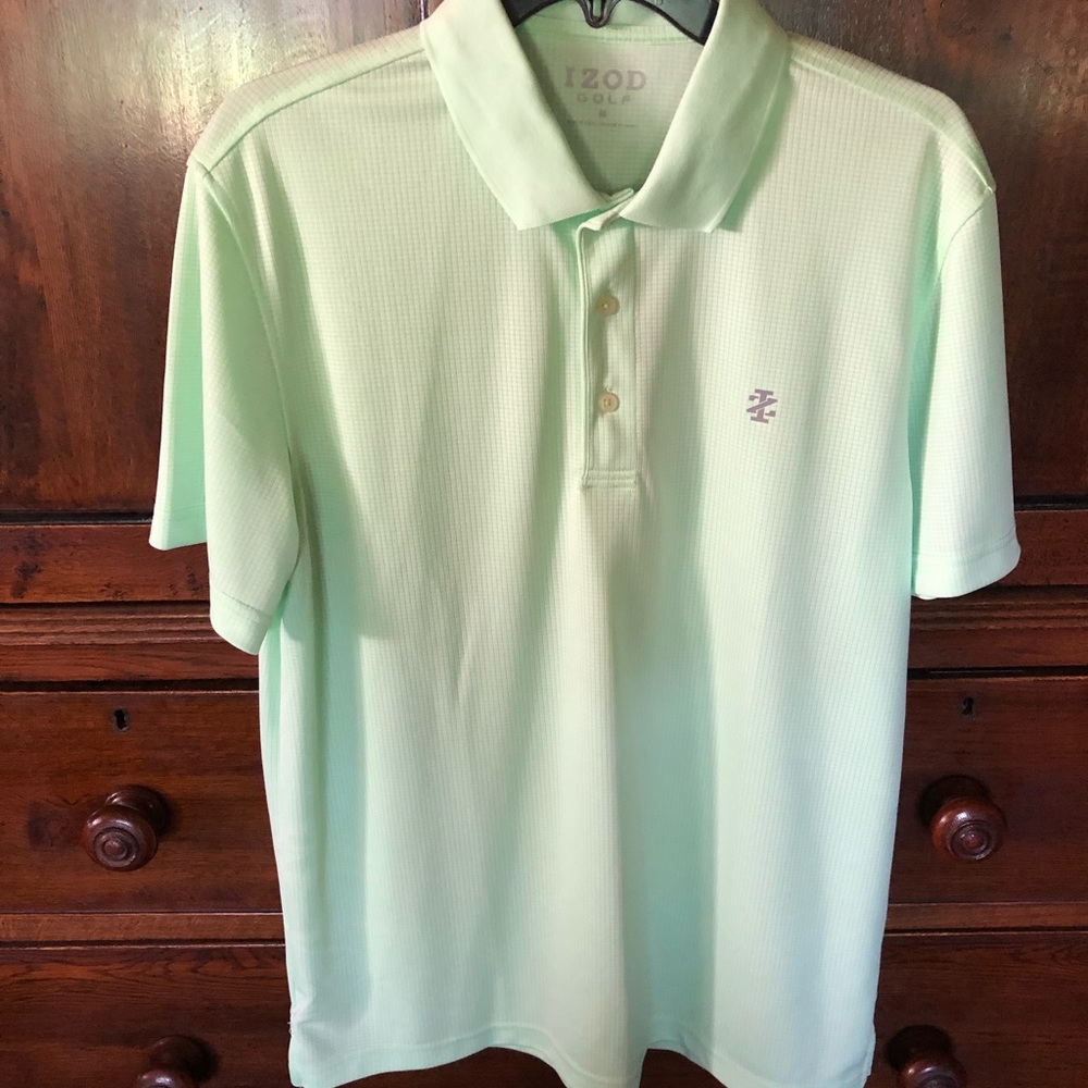 Izod Golf Polo Size M EUC. Size M EUC.